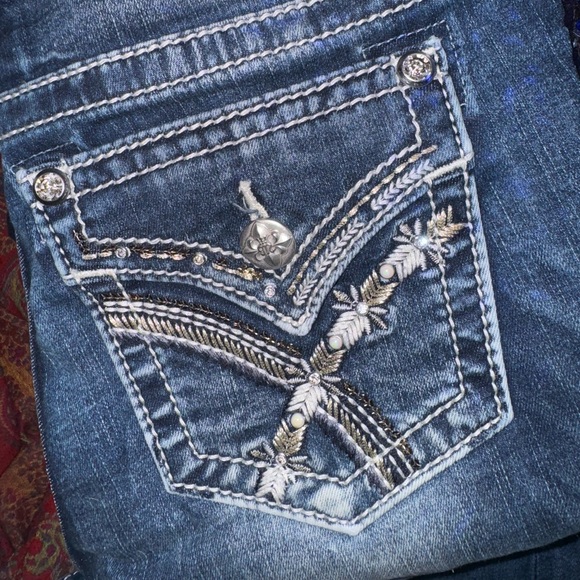 Miss Me Mid-rise Skinny Jeans - Picture 4 of 7